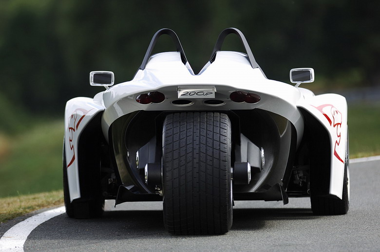 Concept car Peugeot 20Cup: Vue arrière du concept-car Peugeot 20Cup blanc